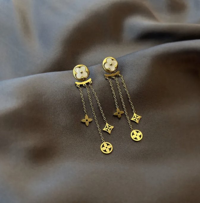 BOUCLES D'OREILLES BO.B