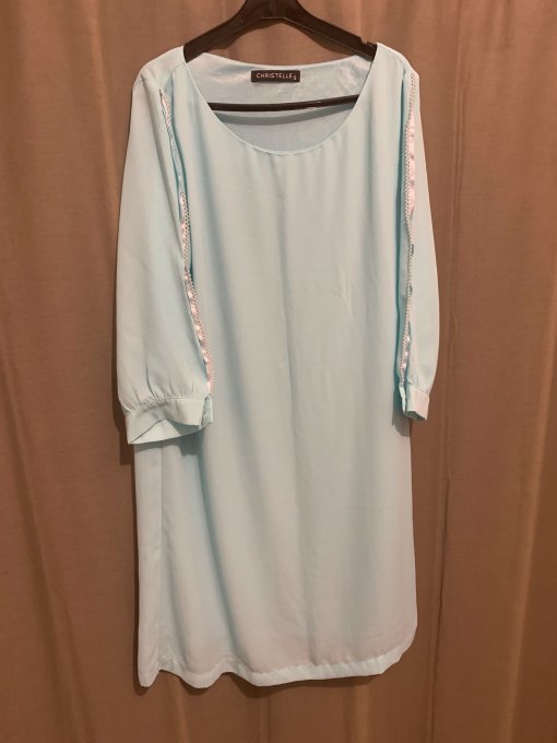 ROBE-8,00€