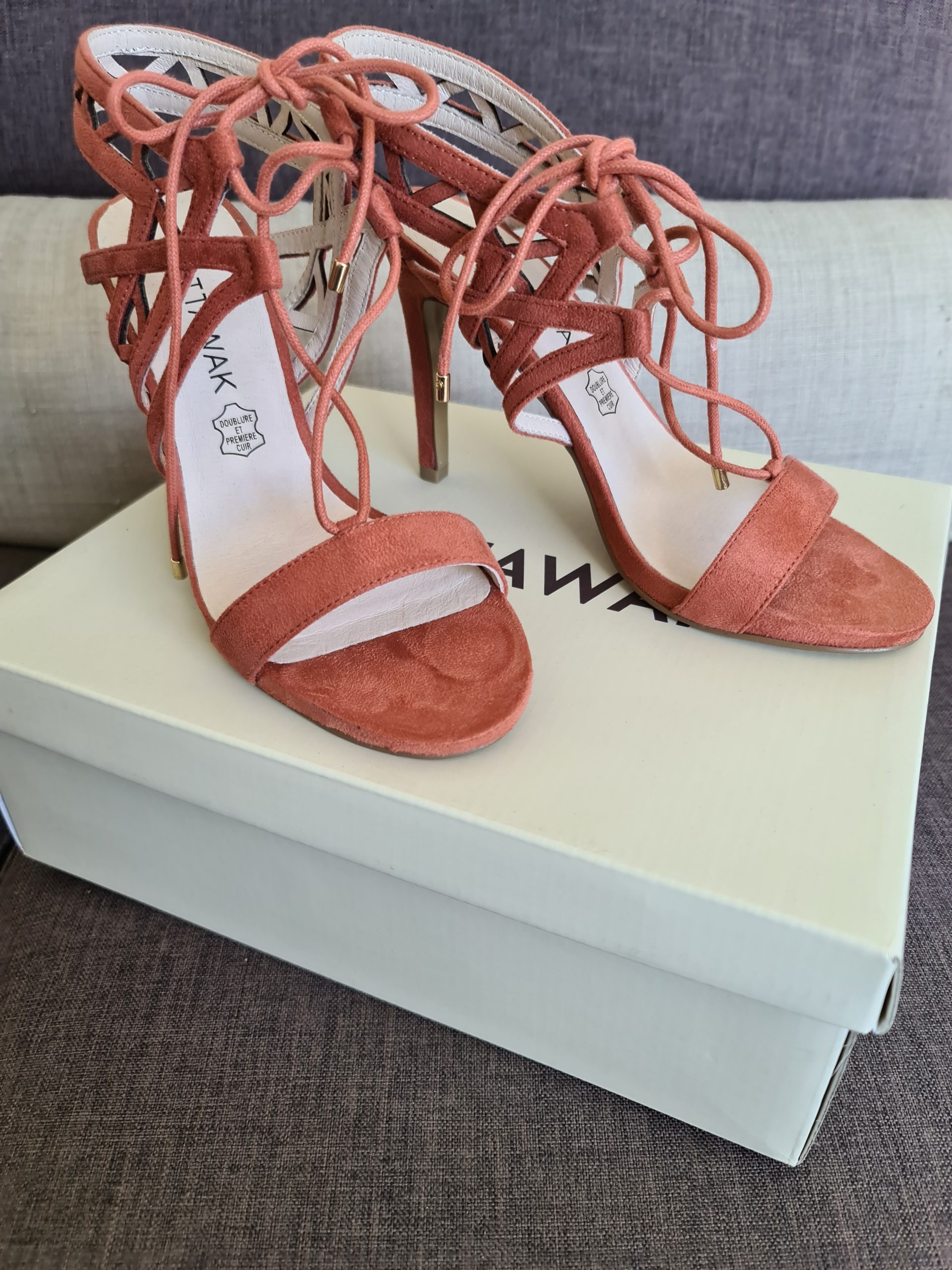 CHAUSSURES CORAIL-20,00€